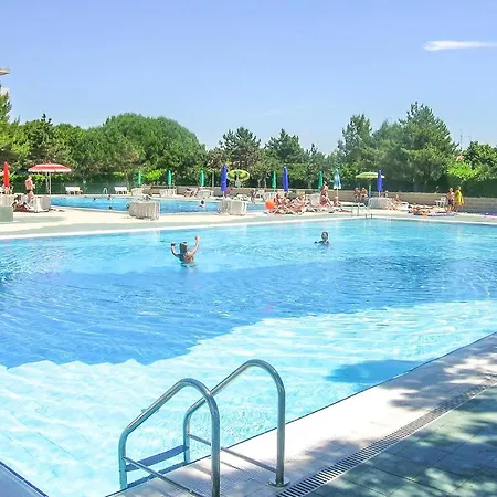 Apartment 1 Bedroom Awesome In Bibione