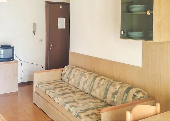 Appartamento 1 Bedroom Awesome In *